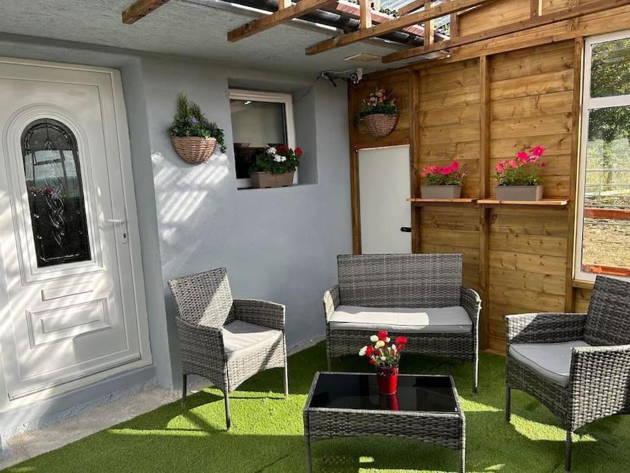 Piltown Stardust Getaway Tiny-Home E32Ak40 מראה חיצוני תמונה
